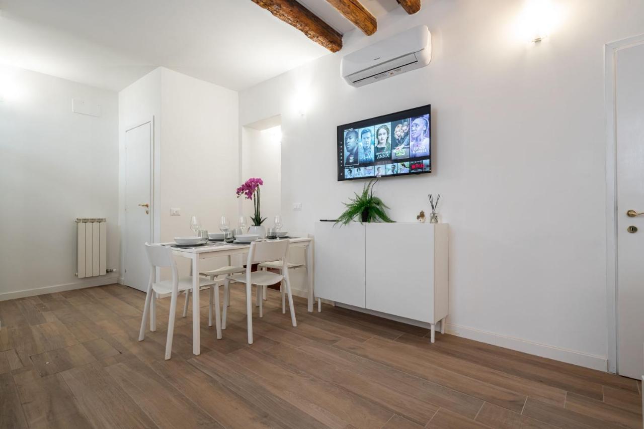 Suite Rava - San Marco With Pool Venedig Exteriör bild
