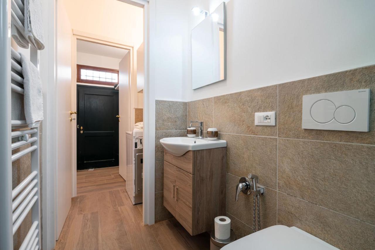Suite Rava - San Marco With Pool Venedig Exteriör bild