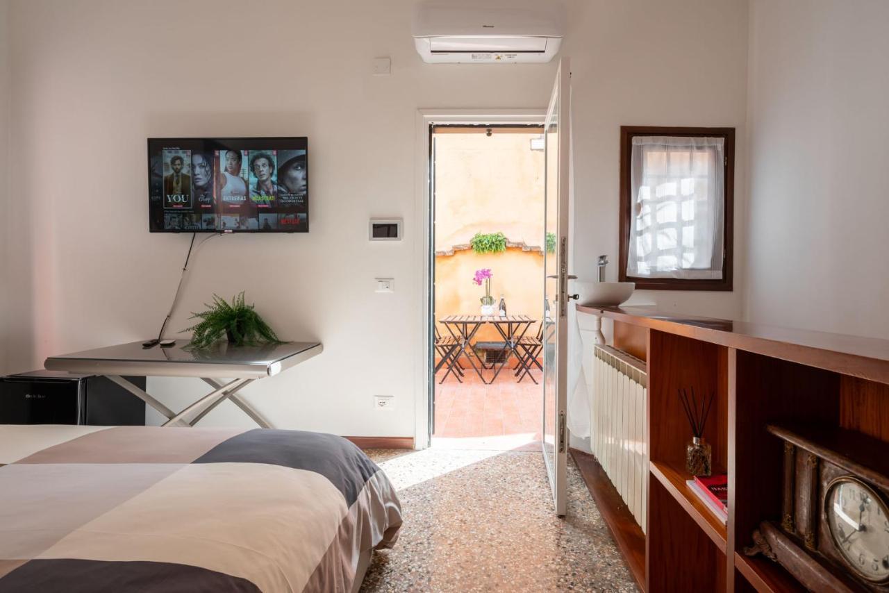 Suite Rava - San Marco With Pool Venedig Exteriör bild