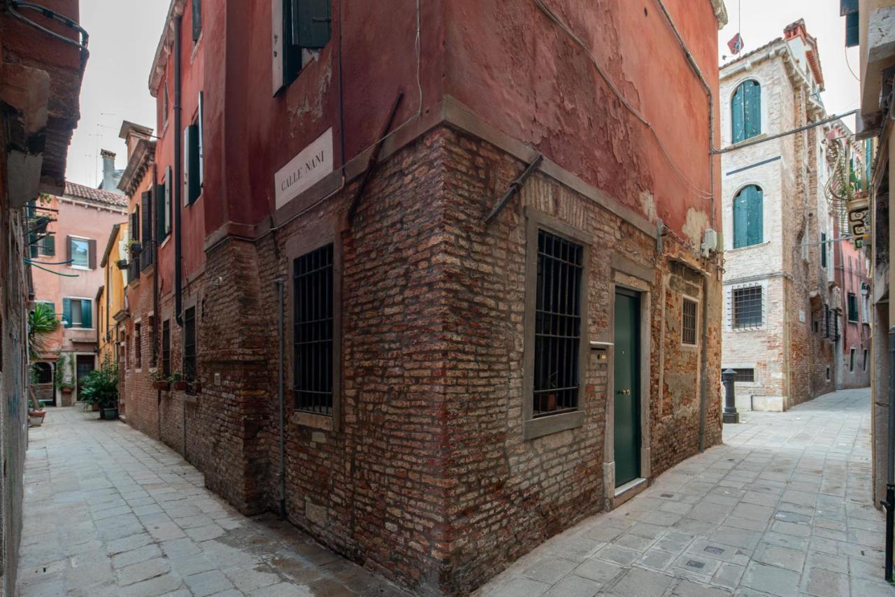 Suite Rava - San Marco With Pool Venedig Exteriör bild